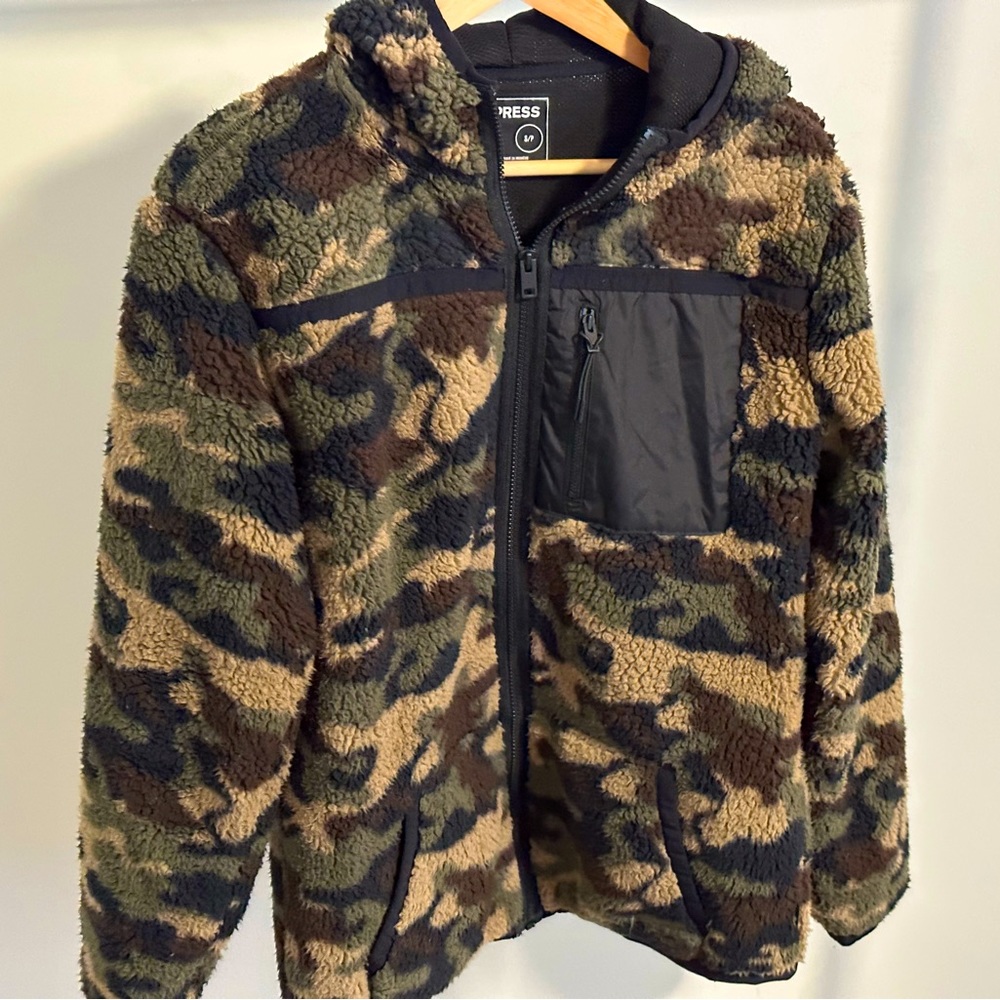 Express warm fuzzy full size jacket for men, size S